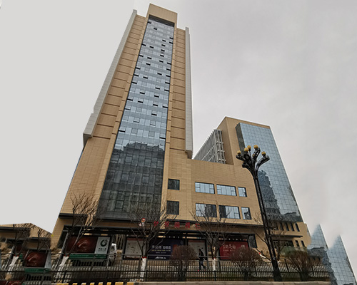 青海建設(shè)科技大廈三陽大酒店(四星級，21000m2，海湖新區(qū)地標(biāo)建筑)